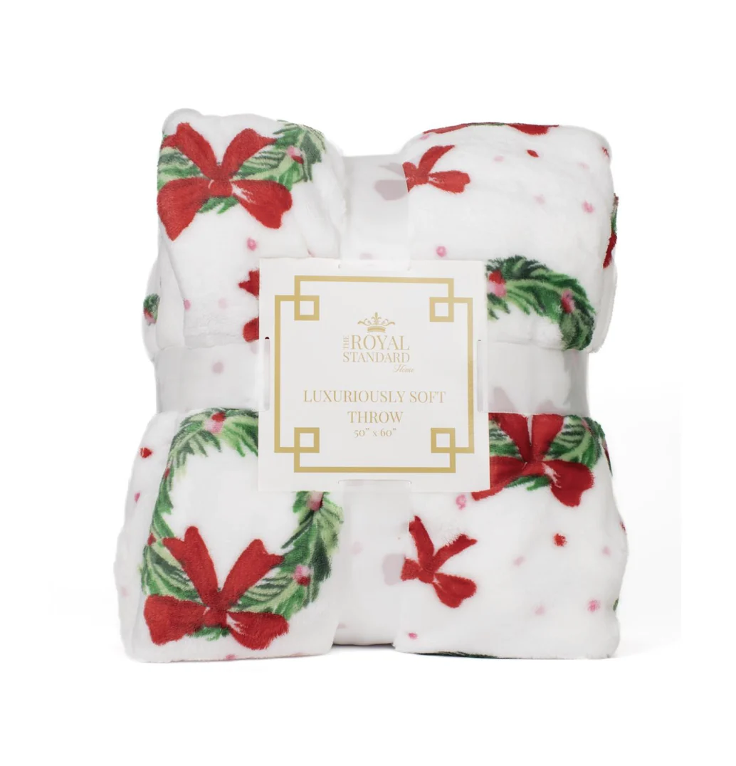 Clara Wreath Throw